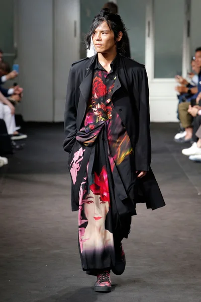 Look 33